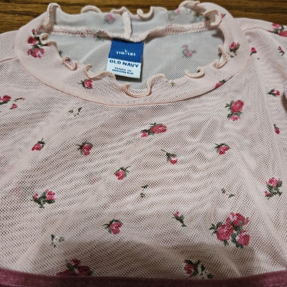 Old Navy Girls Dress and Shirt Bundle - Picture 4 of 5